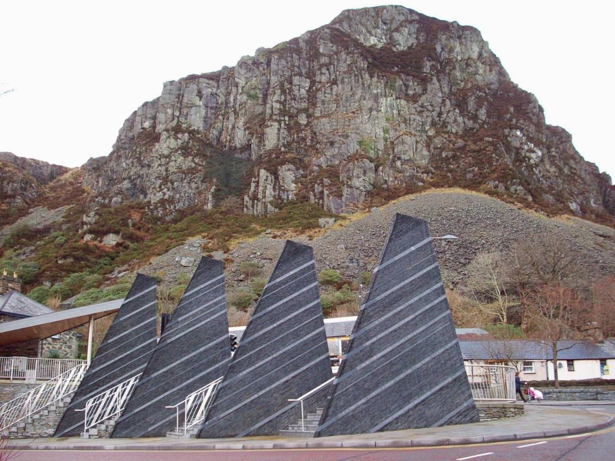 Zipworld Waterfalls Eryri Dogs Welcome 3 Bed Sleeps 5 Blaenau Ffestiniog Eksteriør bilde