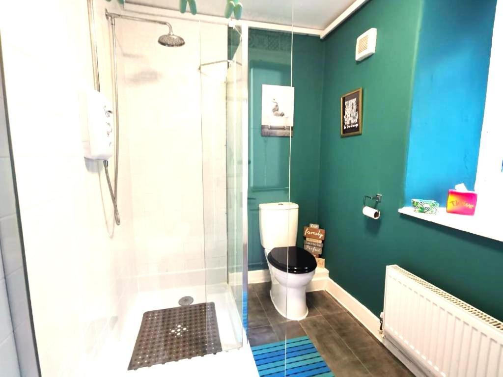 Zipworld Waterfalls Eryri Dogs Welcome 3 Bed Sleeps 5 Blaenau Ffestiniog Eksteriør bilde