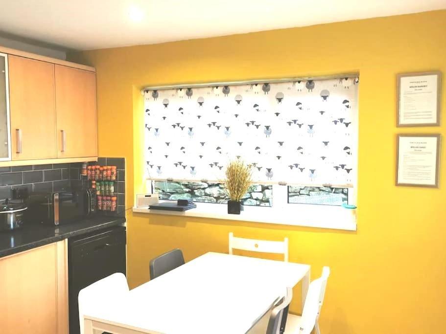 Zipworld Waterfalls Eryri Dogs Welcome 3 Bed Sleeps 5 Blaenau Ffestiniog Eksteriør bilde